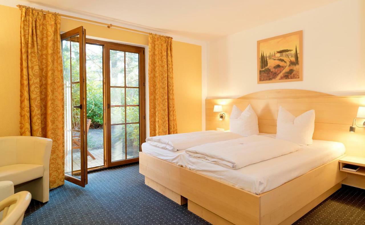 Hotel Am Katharinenholz Potsdam Esterno foto